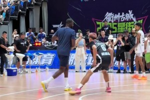 追梦胯下变向接丝滑背转身 手活也是非常细啊！