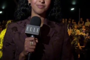 太像他了！科比女儿娜塔莉亚出席活动，也算继承父母的颜值